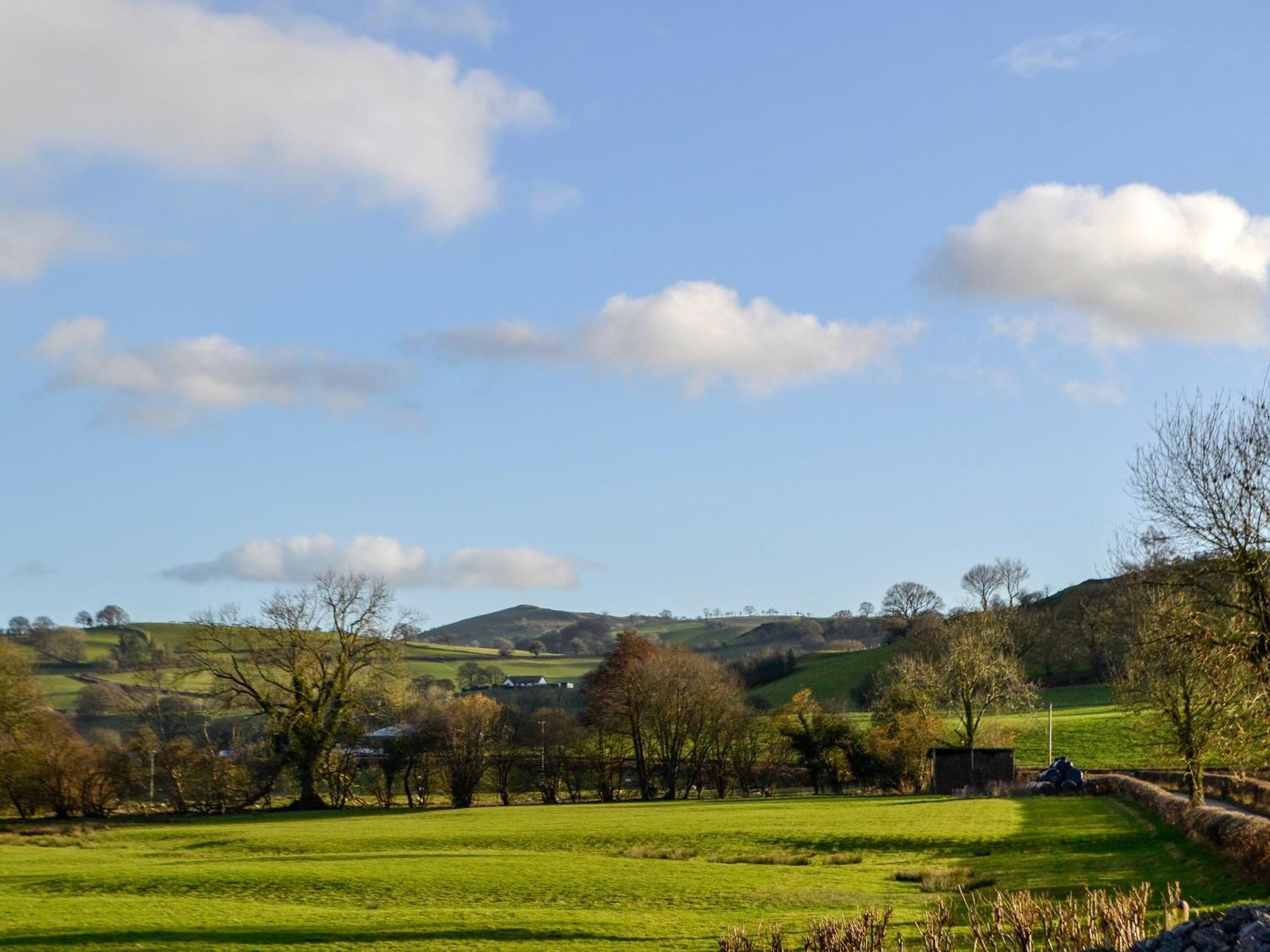 Cain Pod Vip Villa Llanfyllin ภายนอก รูปภาพ